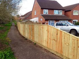 Closeboard fencing